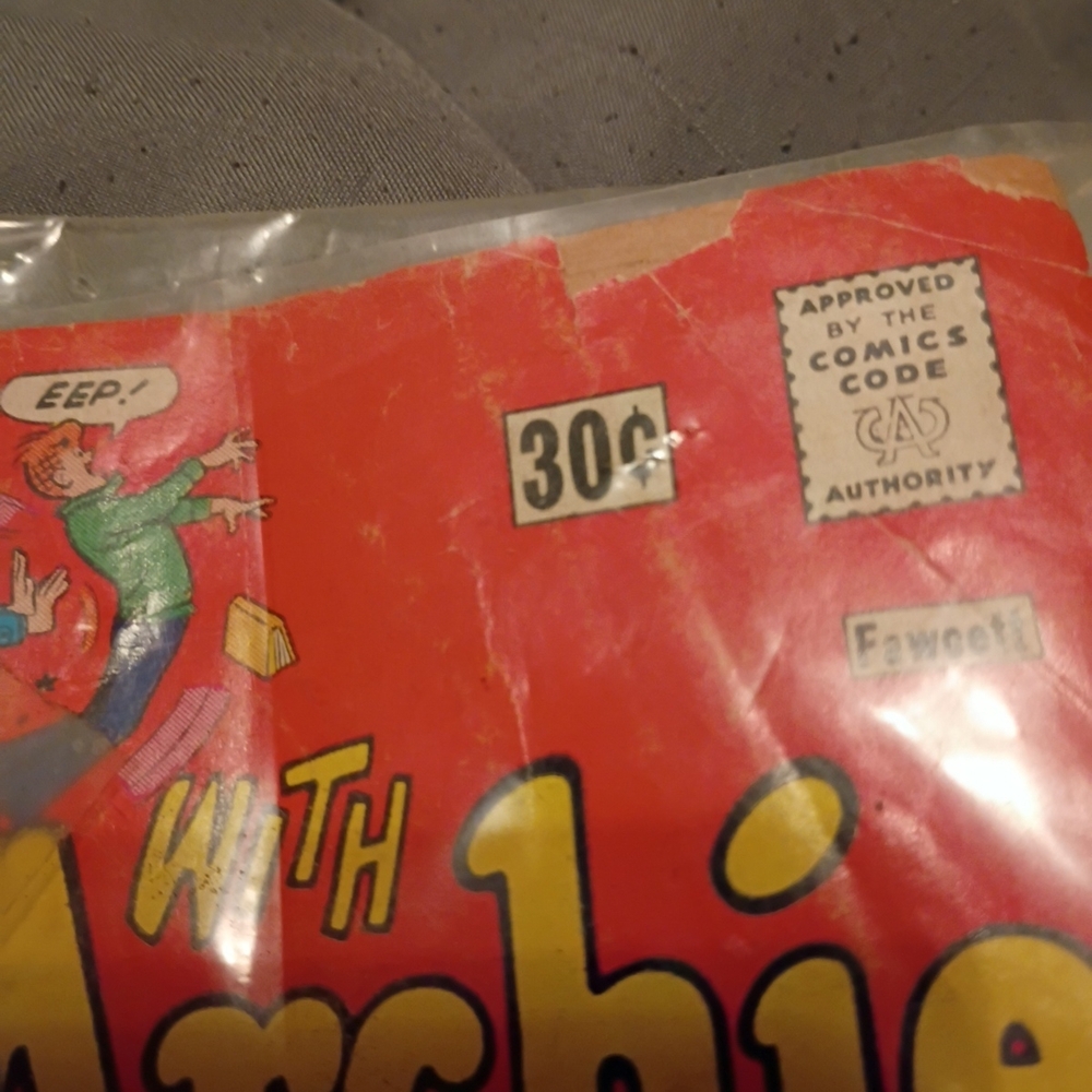 Life with Archie Comic Book - Picture 4 of 9